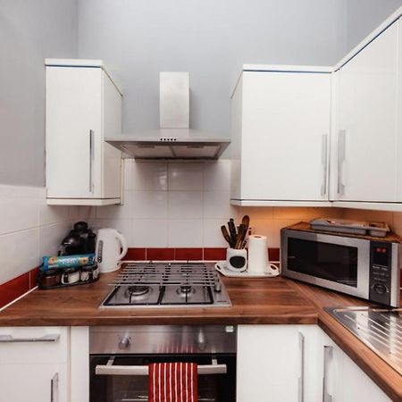 Warm Apartment By Holyrood Palace! Edimburgo Exterior foto